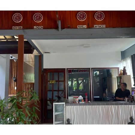 Oyo 934 Bea'S Garden Inn Tiniguiban Ngoại thất bức ảnh