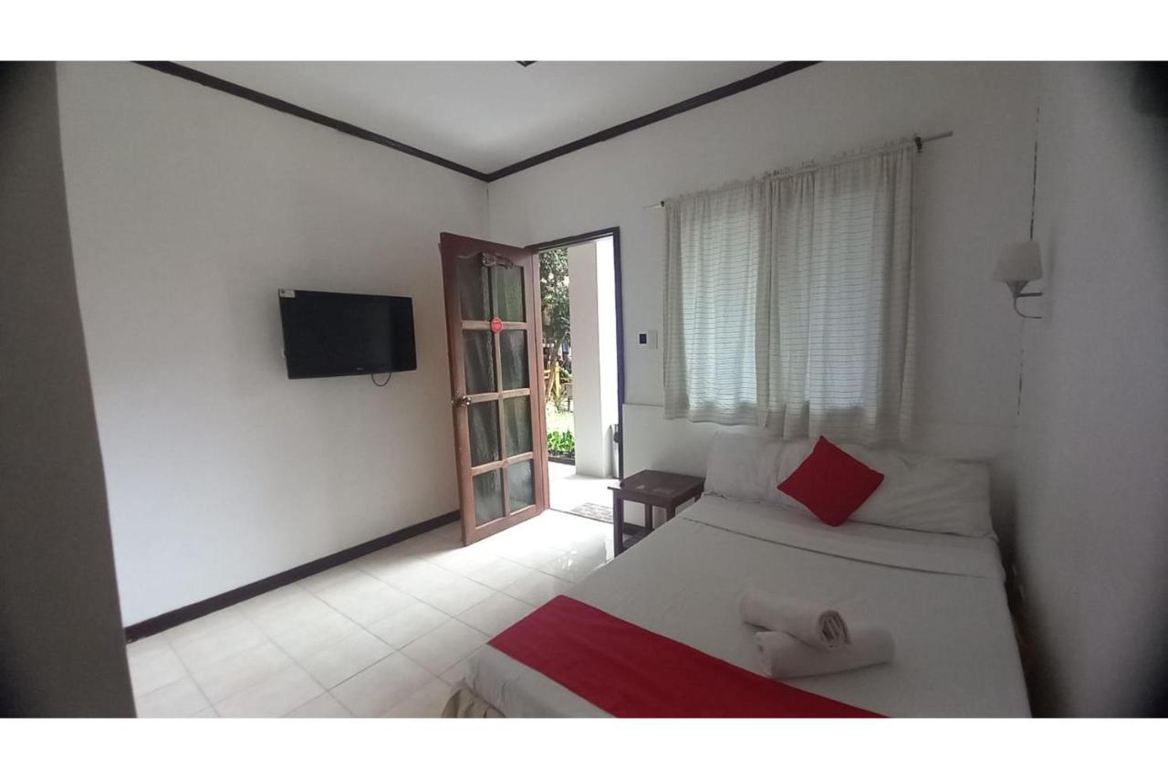 Oyo 934 Bea'S Garden Inn Tiniguiban Ngoại thất bức ảnh